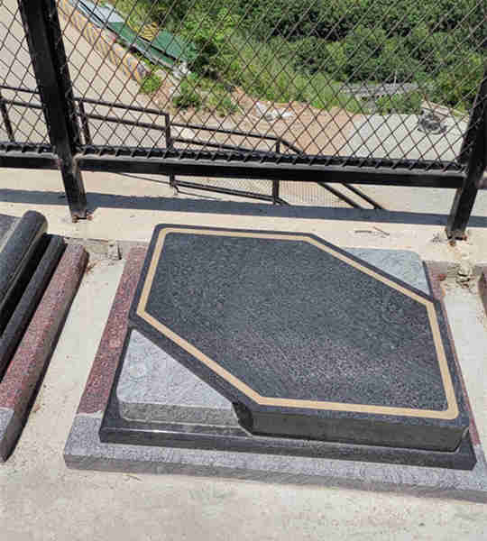 福山园墓碑一