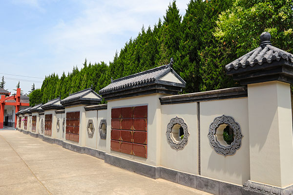 西安阎良区有哪些墓园？阎良区墓园价格一览表有吗？