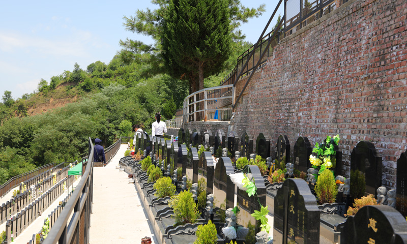 寿阳山墓园长青园北区