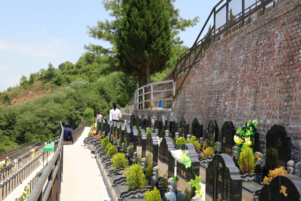 西安寿阳山墓园长青园北区：高性价比双穴福位，藏于山水间的安息佳境