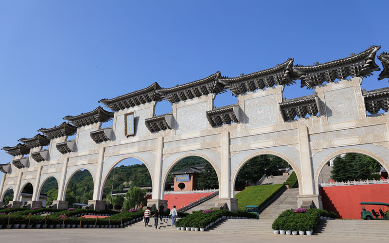 西安霸陵墓园景观